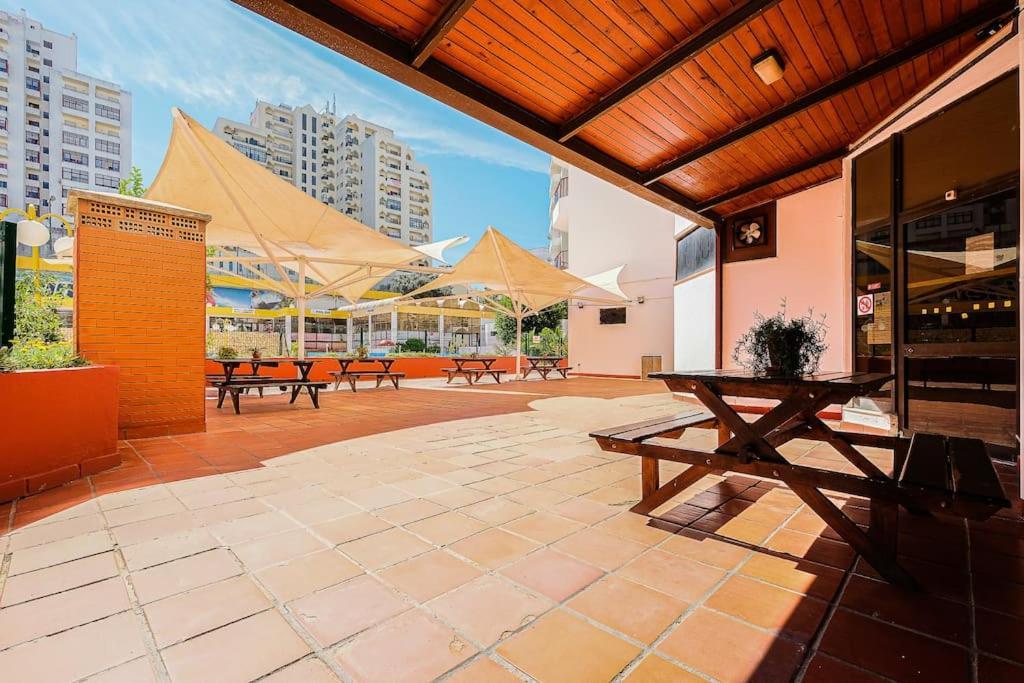 T2 With Pool, 300M From The Beach Portimão Eksteriør bilde