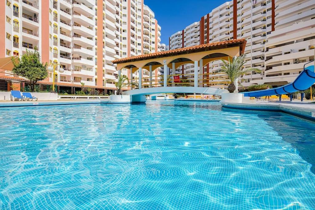 T2 With Pool, 300M From The Beach Portimão Eksteriør bilde