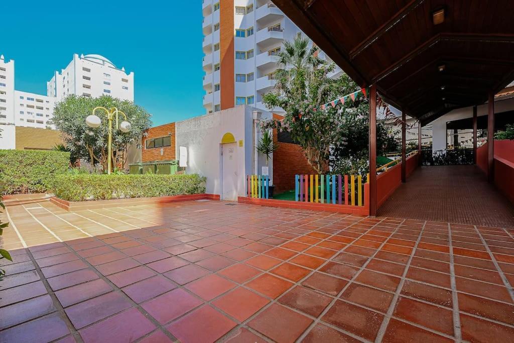 T2 With Pool, 300M From The Beach Portimão Eksteriør bilde