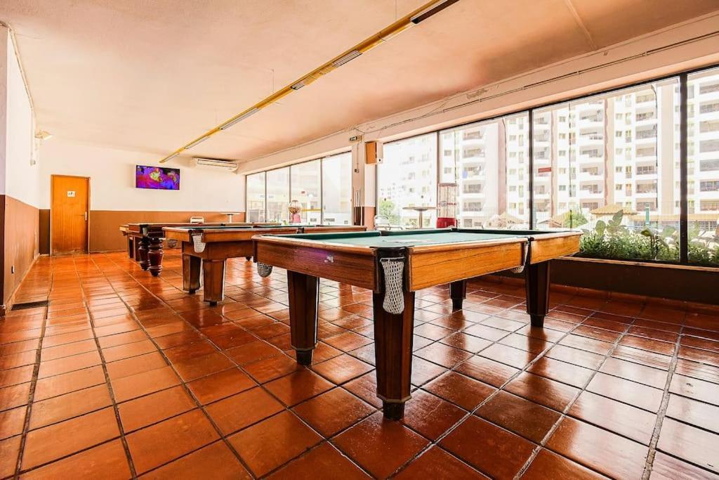 T2 With Pool, 300M From The Beach Portimão Eksteriør bilde
